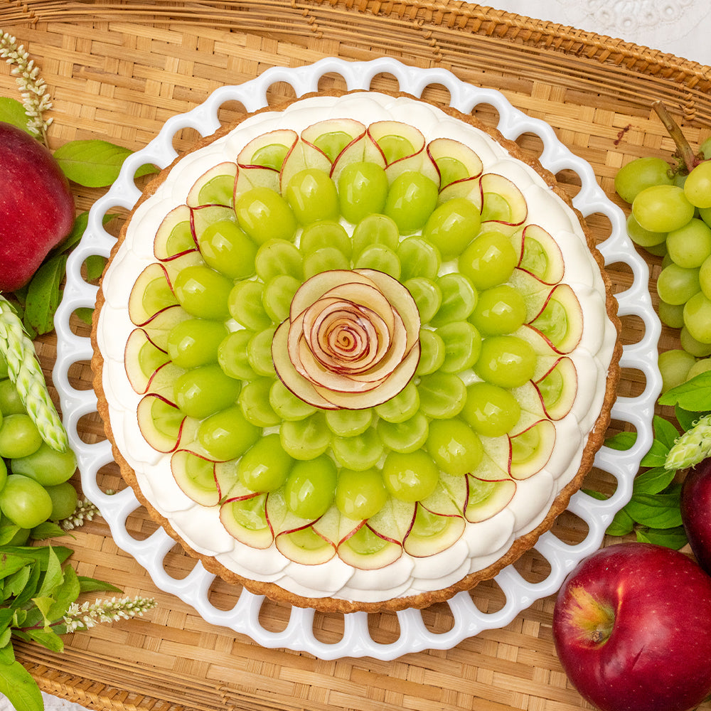 シャインマスカットと紅玉のタルト 〜30th Anniversary Tart〜