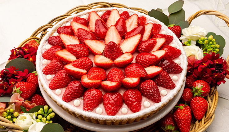 【店舗限定】イチゴと練乳ムースのタルト